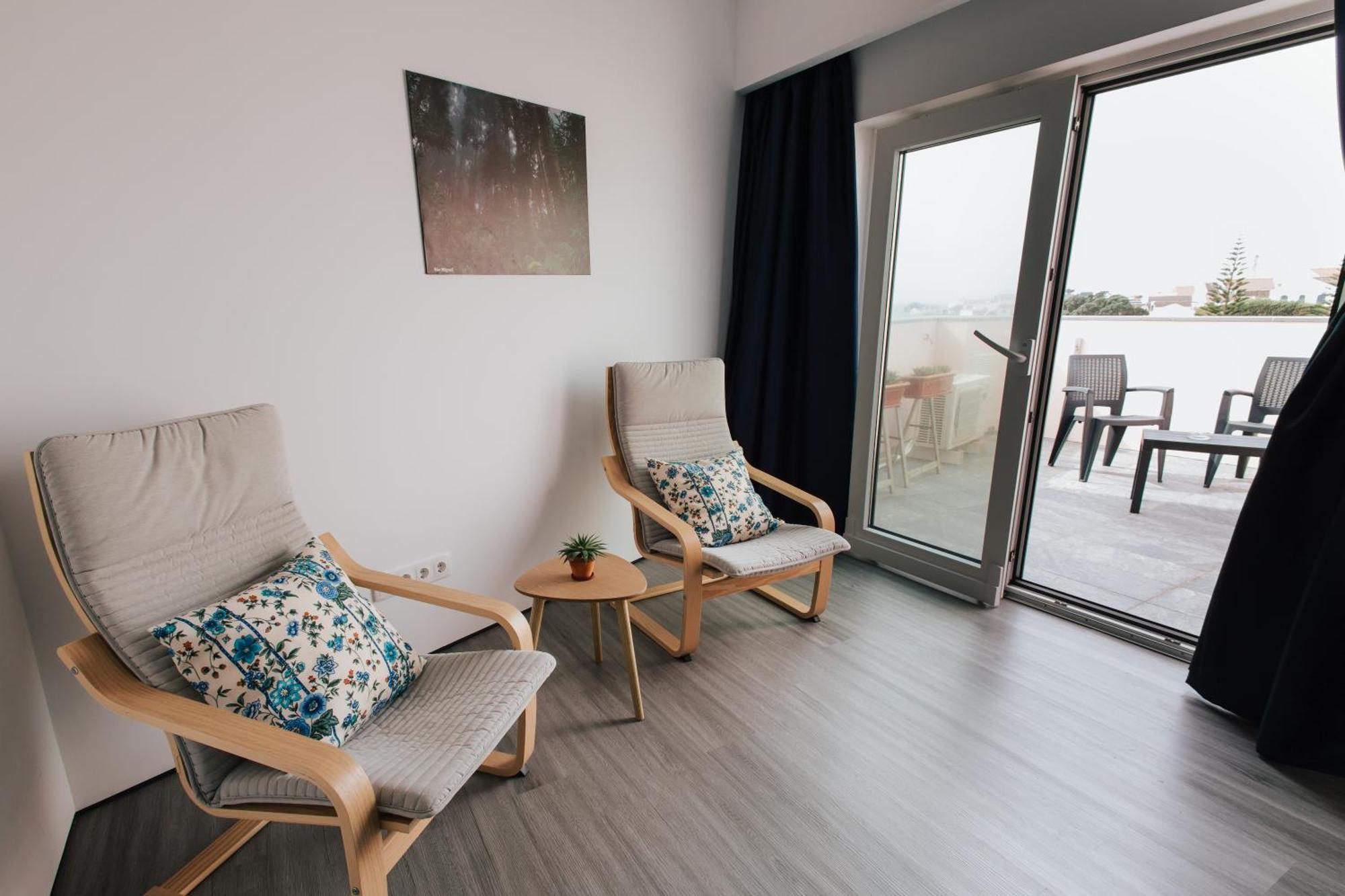 Penthouse Seaside B - Faraway *